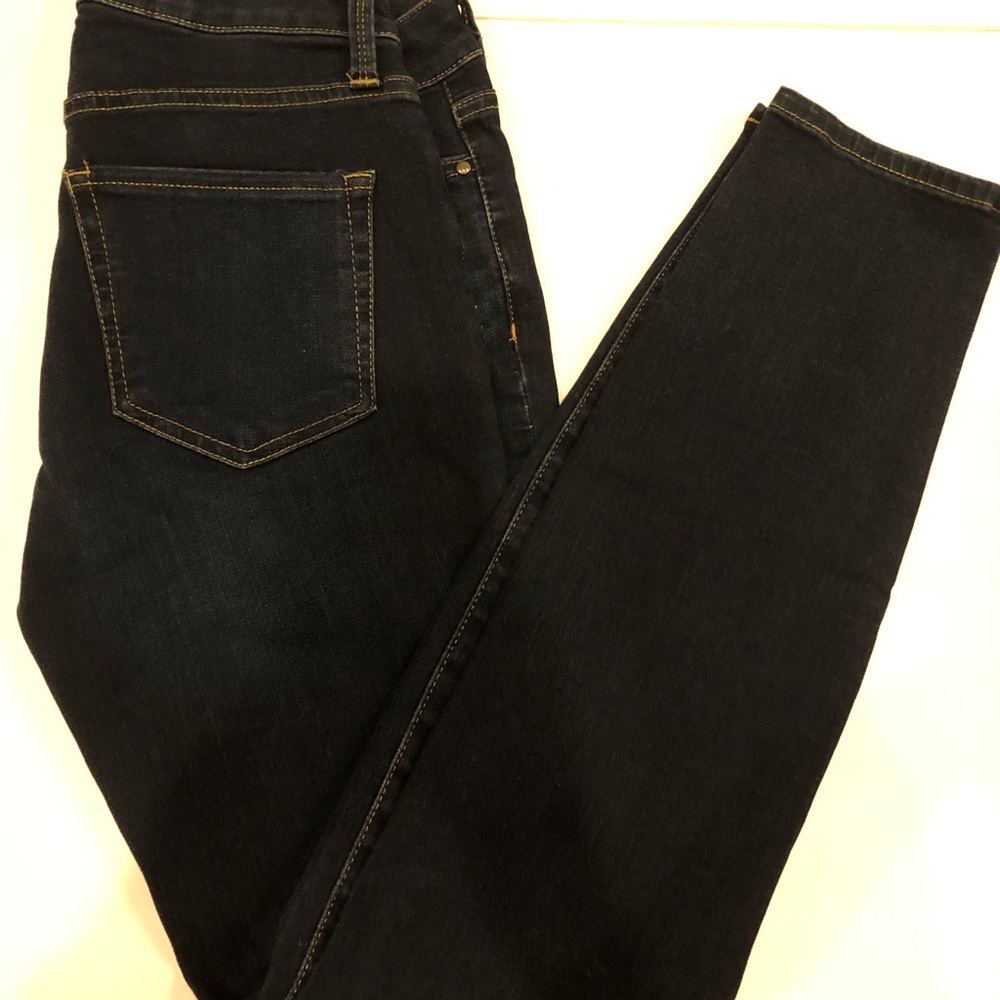 Dark Jeans